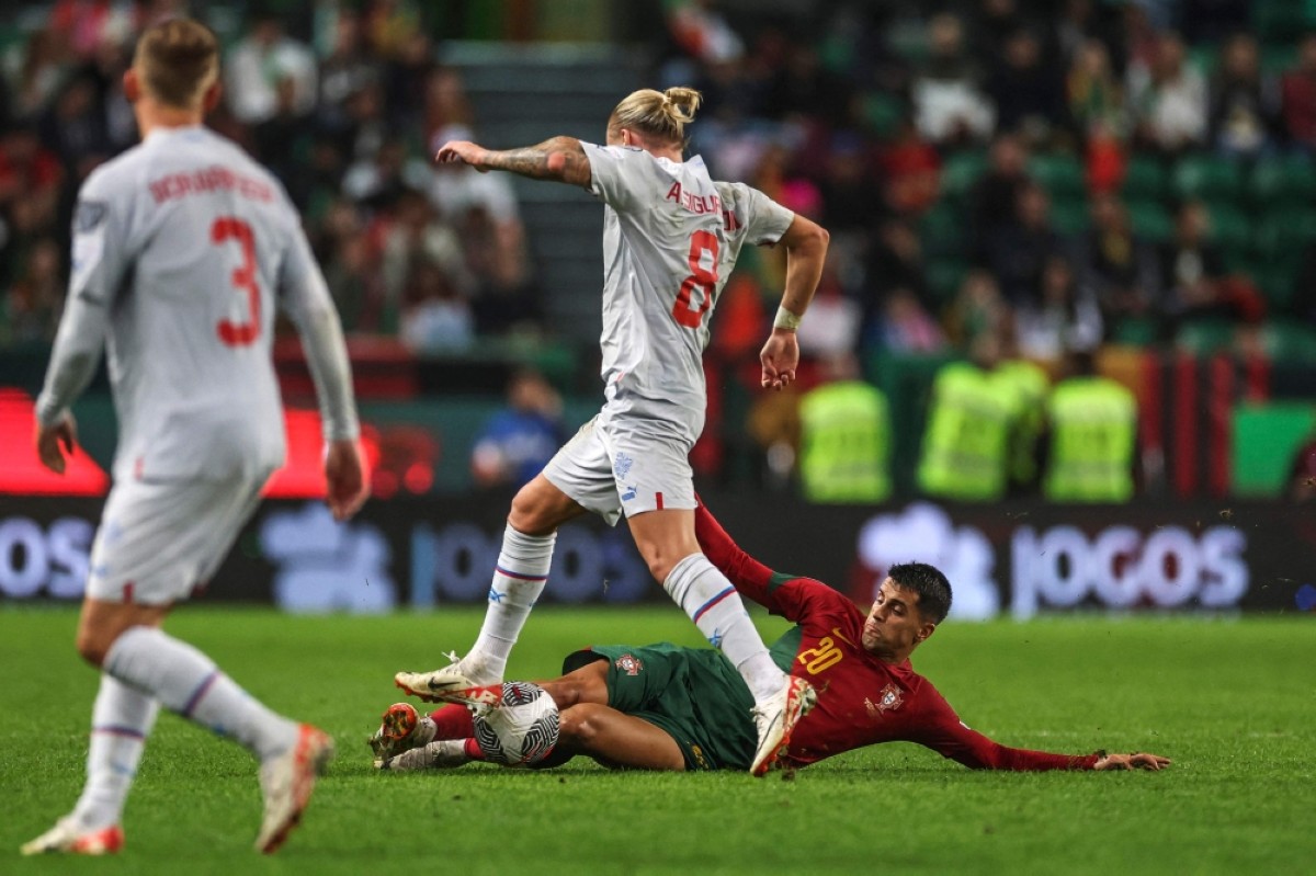 Portugal Notch 10th Straight Win, Serbia Qualify For Euro 2024 | Kuwait ...