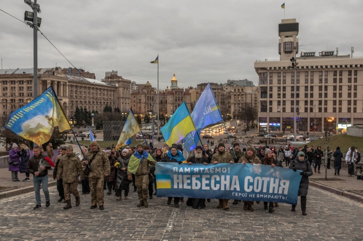 Ukraine fights Russian surge on anniversary of revolution | Kuwait ...