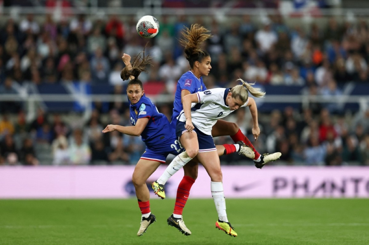 Francia venció a Inglaterra y España ganó la fase de clasificación para la Eurocopa femenina