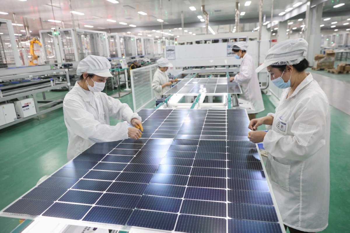 China is building two-thirds of wind, solar plants globally | kuwaittimes