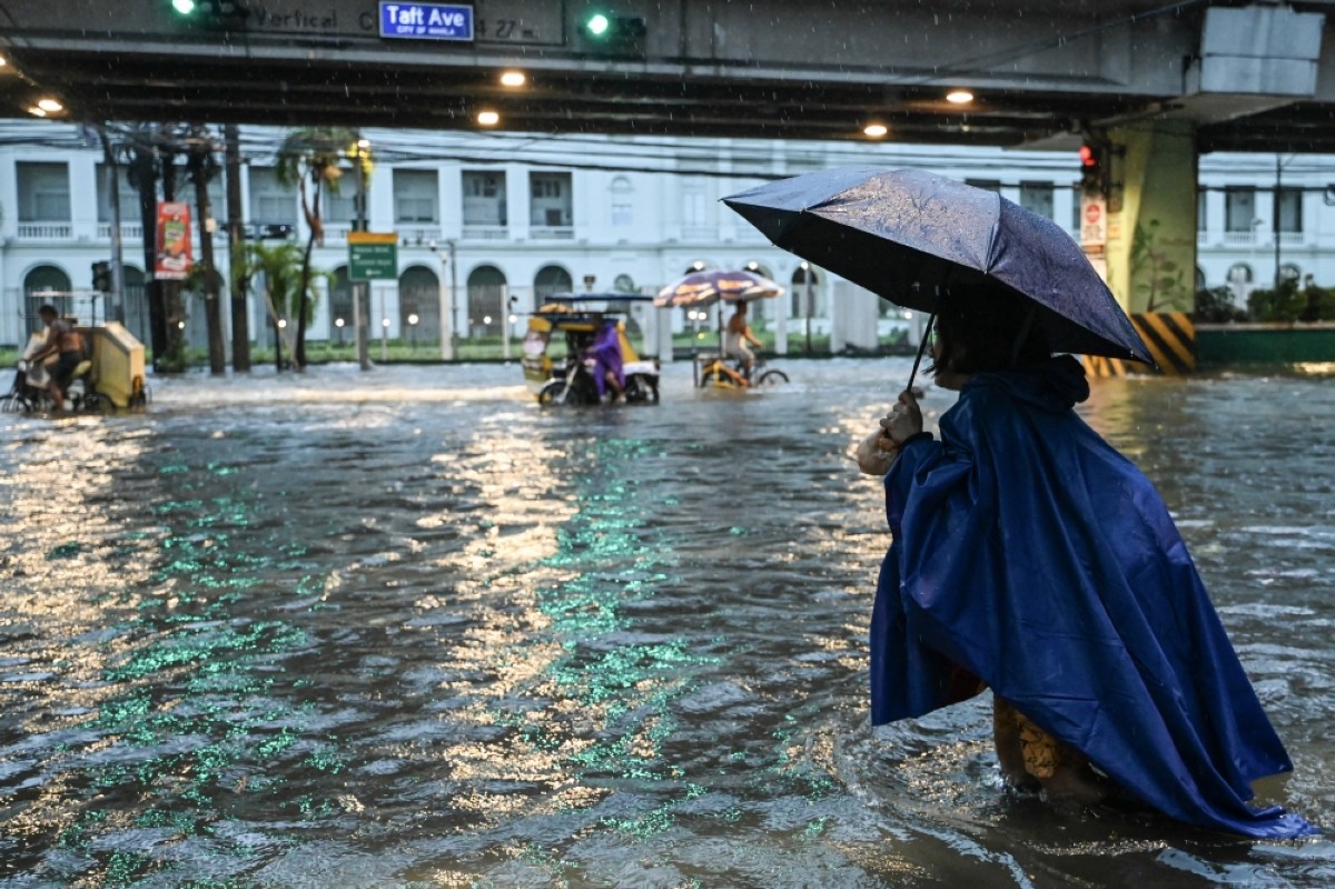 Gaemi Turns Philippine Streets Into Rivers | Kuwait Times Newspaper