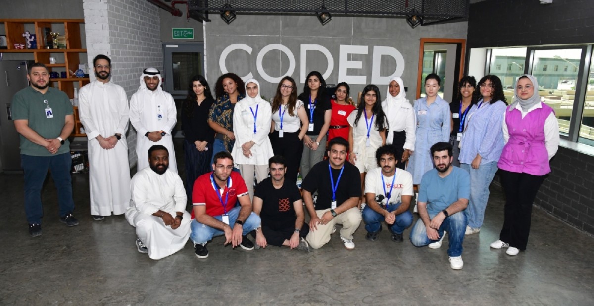 Kuwait Times Summer Program&#039;s Interns pose with CODED team for a group picture.