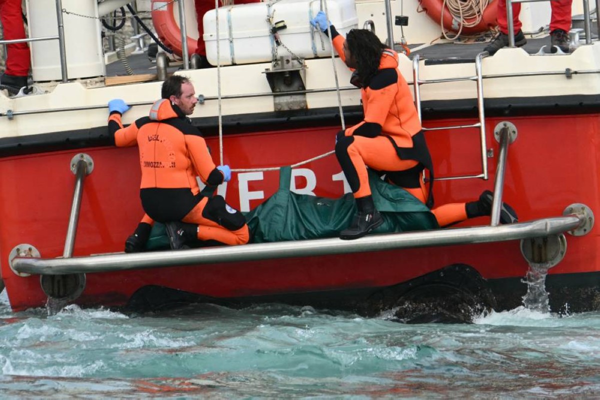 4 bodies retrieved from Mike Lynch’s sunken yacht