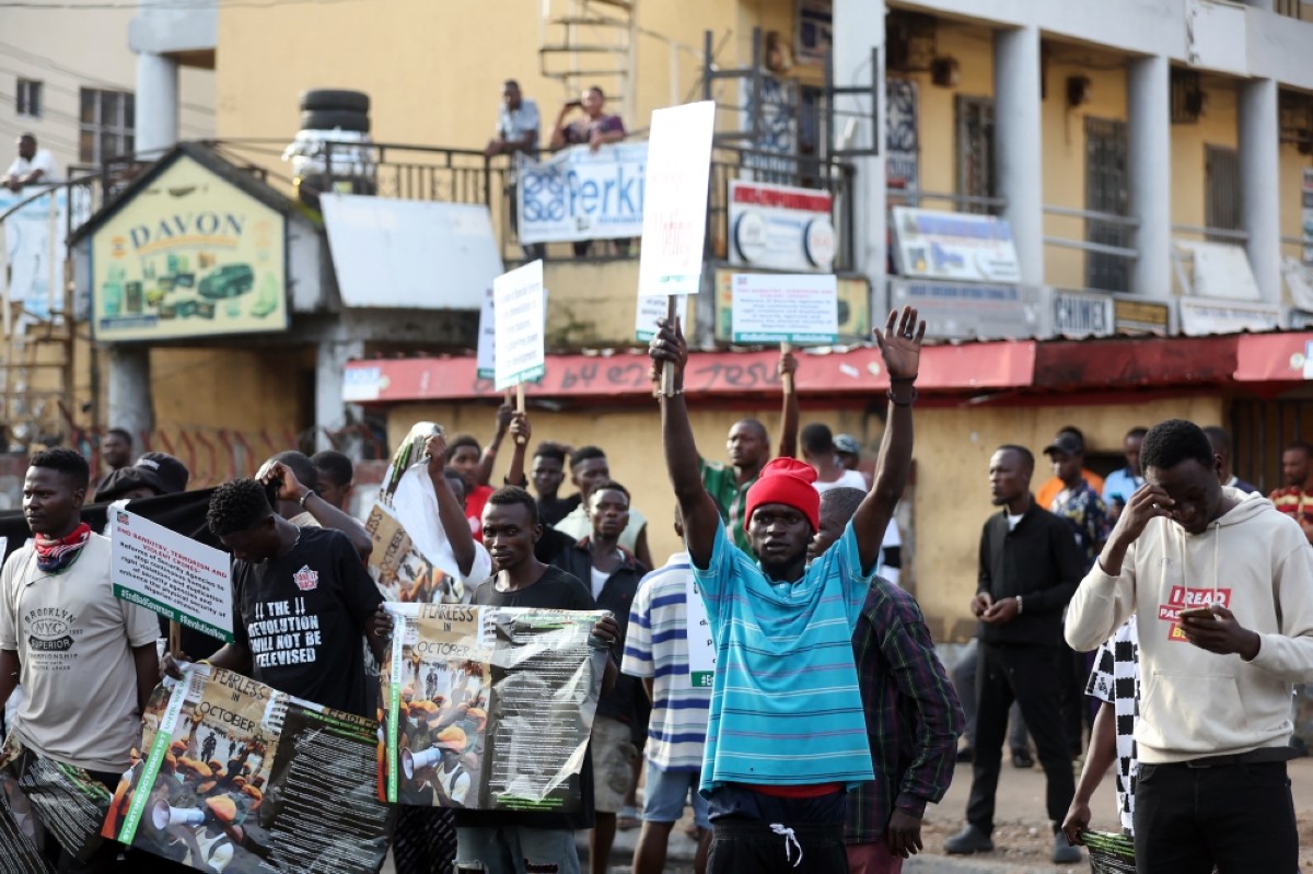 Anger meets tear gas as Nigeria protests fizzle out | Kuwait Times Newspaper