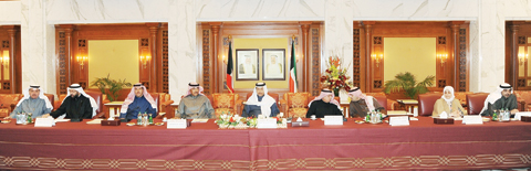 KUWAIT: His Highness the Prime Minister Sheikh Jaber Mubarak Al-Hamad Al-Sabah chairs a joint meeting of the Cabinet and the Supreme Council for Planning and Development (SCPD). — KUNA