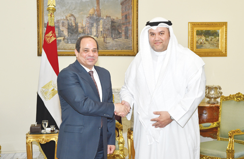 CAIRO: Egyptian President Abdel-Fattah Al-Sisi meets Kuwait Times Editor-in-Chief Abd Al-Rahman Al-Alyan yesterday. – KUNA 