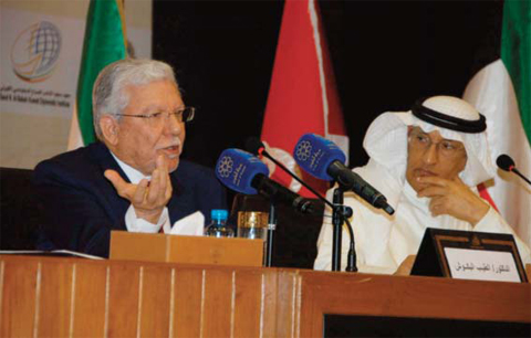 KUWAIT: Former Tunisian foreign minister Taieb Baccouche (left) speaks during a lecture at Saud Al-Nasser Al-Sabah Diplomatic Institute, as the institute’s Director General Ambassador Abdulaziz Al-Sharekh looks on. — Photo by Fouad Al-Shaikh