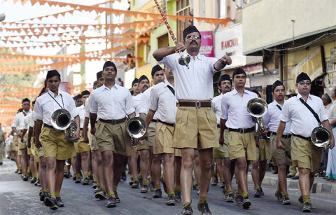BANGALORE: This file photo taken on January 9, 2016, shows the band of India’s Rashtriya Swayamsevak Sangh (RSS) as they take part in the “Shrung Ghosh Path Sanchalan” (Route March by Brass Band) by RSS cadets. — AFP
