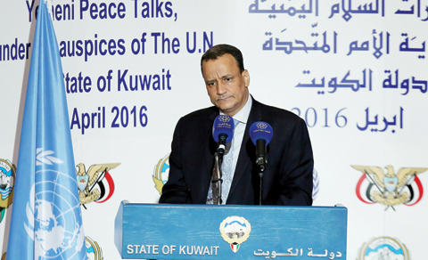  KUWAIT: Yemen's United Nations envoy Ismail Ould Cheikh Ahmed holds a press conference at the ministry of information yesterday. - Photo by Yasser Al-Zayyat