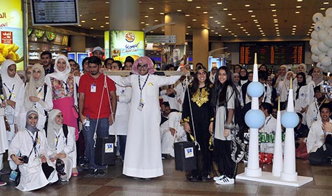 KUWAIT: Photos show participants during a campaign launched by Kuwait Institute for Scientific Research at KuwaitnInternational Airport. — KUNA photos