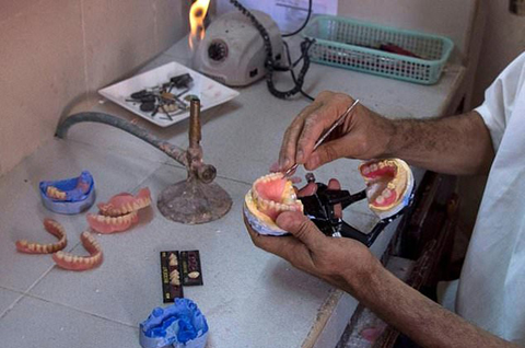 In Morocco, about 3,500 phony “dentists” practice illegally in surgeries in towns and rural areas, according to official health ministry statistics. —AFP