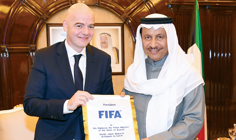KUWAIT: His Highness the Prime Minister Sheikh Jaber Al-Mubarak Al-Hamad Al-Sabah meets with FIFA President Gianni Infantino. —KUNA