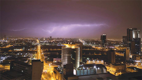 KUWAIT: Lightning fills the sky spectacularly as a storm passes through Kuwait on Thursday. —KUNA