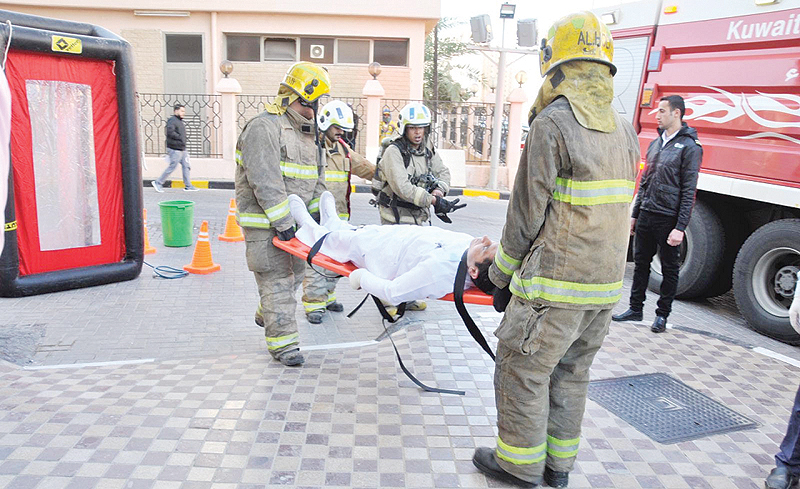 KUWAIT: Kuwait Fire Service Directorate (KFSD) yesterday conducted a drill at Al-Seef Hospital, which mimicked an operation to evacuate the building in case of a toxic substance’s leak. Senior KFSD officials attended the drill. — By Hanan Al-Saadoun