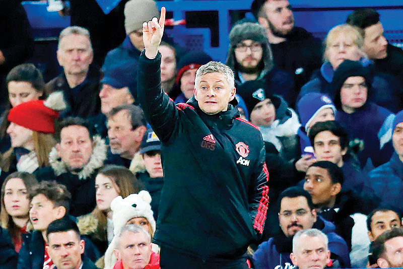 LONDON: Manchester United's Norwegian caretaker manager Ole Gunnar Solskjaer gestures on the touchline during the English FA Cup fifth round football match between Chelsea and Manchester United at Stamford Bridge in London. - AFP 