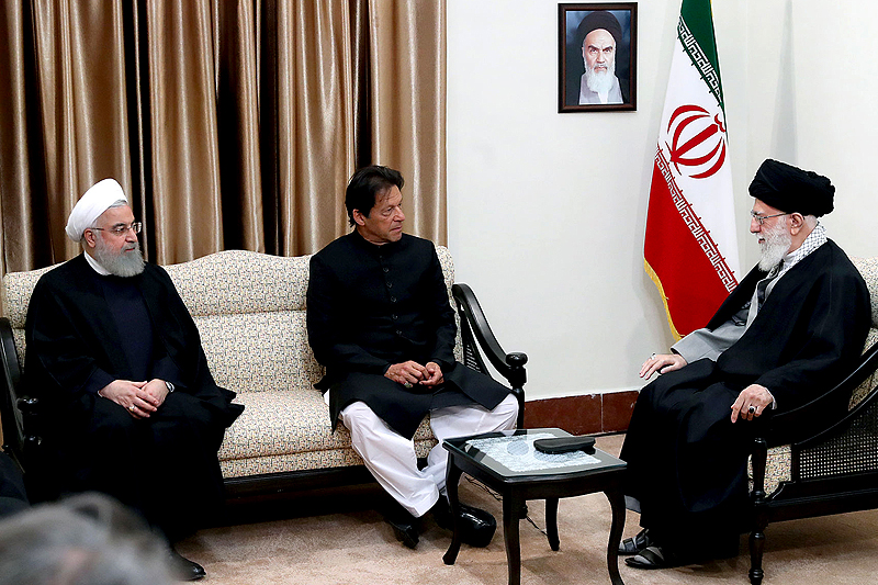 TEHRAN: Iran's Supreme Leader Ayatollah Ali Khamenei meets Pakistani Prime Minister Imran Khan in the presence of Iranian President Hassan Rouhani in yesterday. – AFP  