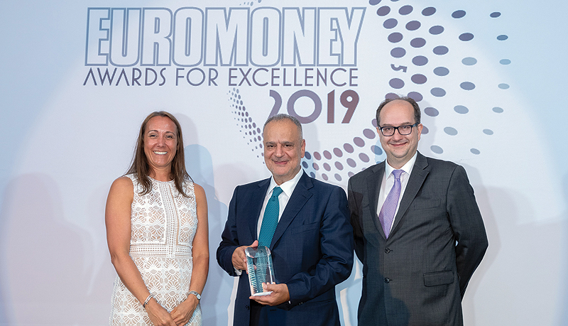 Michel Accad receiving the Euromoney Award