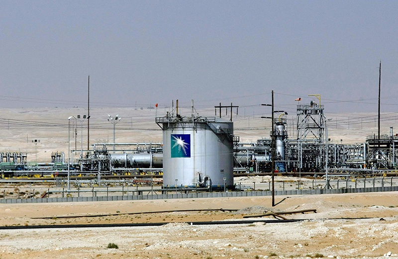 (FILES) In this file photo taken on November 23, 2007, shows the Saudi Aramco oil facility in Dammam, 450 kms east of Riyadh. - Saudi Crown Prince Mohammed bin Salman is expected on November 3, 2019 to formally launch a long-anticipated stock offering of Saudi Aramco, a person close to the matter said on November 1, 2019. The Aramco stock listing, a key component of bin Salman's overall agenda, will offer a small fraction of the petroleum giant. (Photo by HASSAN AMMAR / AFP)