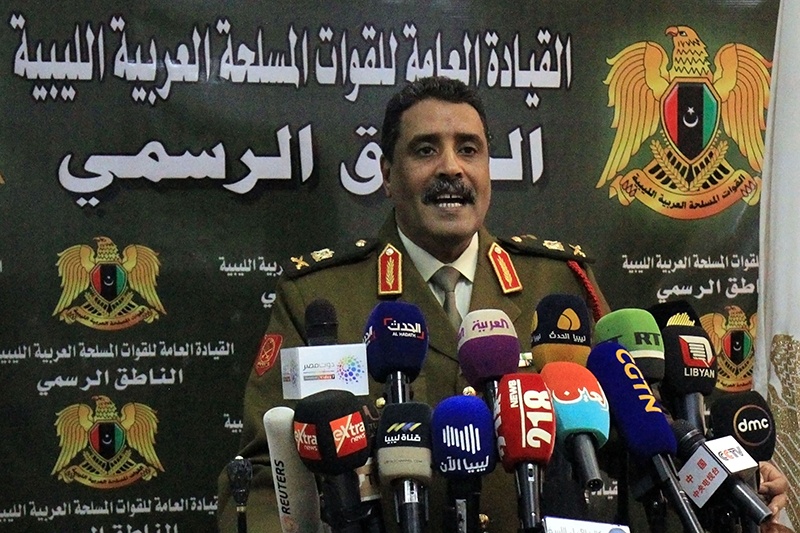 Ahmad al-Mesmari, spokesman for Haftar's forces, addresses the media in the eastern Libyan city of Benghazi on January 6, 2020. - Forces of Libyan strongman Khalifa Haftar announced they had taken control of the coastal city of Sirte from factions loyal to the Tripoli government. Sirte, some 450 kilometres (280 miles) east of the capital Tripoli, had been held by forces allied with the UN-recognised Government of National Accord (GNA) since 2016. (Photo by Abdullah DOMA / AFP)