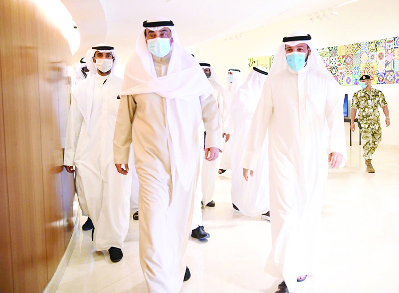 His Highness the Prime Minister Sheikh Sabah Al-Khaled Al-Hamad Al-Sabah and National Assembly Speaker Marzouk Al-Ghanem arrive to attend the meeting.