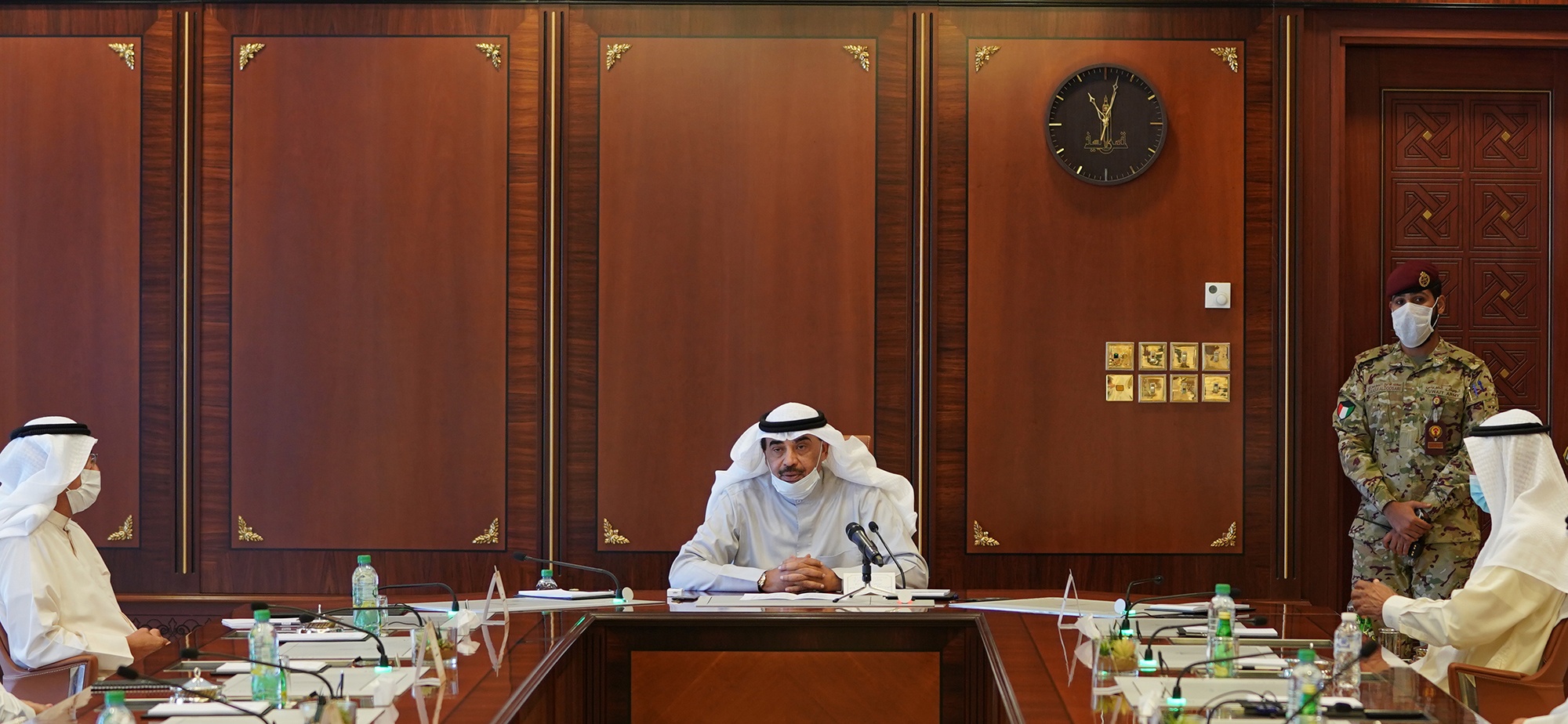 KUWAIT: His Highness the Prime Minister Sheikh Sabah Al-Khaled Al-Hamad Al-Sabah meets with representatives of government inspection bodies. — KUNA