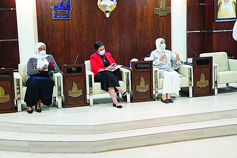 KUWAIT: Minister of Social Affairs Mariam Al-Aqeel (right) speaks during the meeting. —KUNA