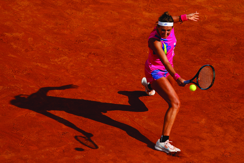 Victoria Azarenka of Belarus plays a backhand to Venus Williams of the USA on day three of the Women's Italian Open at Foro Italico on September 16, 2020 in Rome, Italy. (Photo by Clive Brunskill / POOL / AFP)