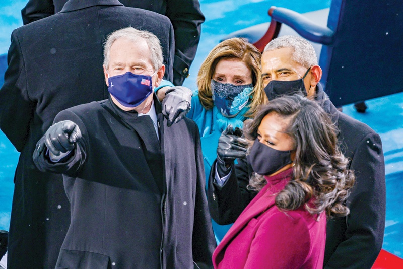 WASHINGTON, DC: Former US President George W. Bush, Speaker of the House Nancy Pelosi, former US President Barack Obama and Michelle Obama arrive at the inauguration of US President-elect Joe Biden on the West Front of the US Capitol on Wednesday in Washington, DC. - AFPn