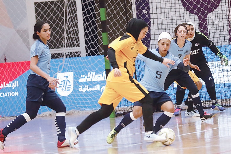 KUWAIT: The Fatat Club vs Qadisiya match in action. n