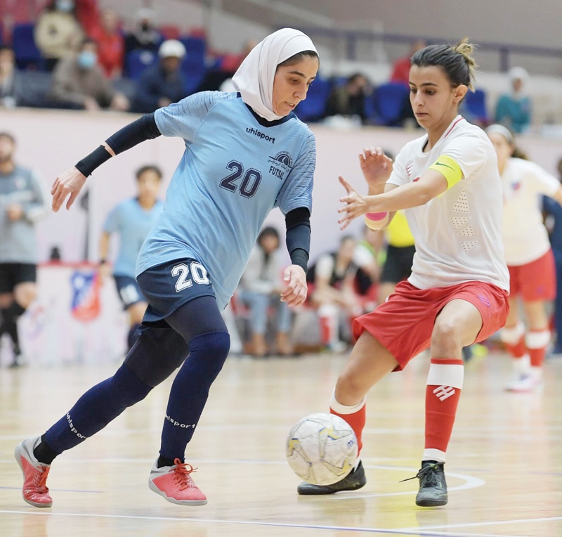 KUWAIT: A picture from the Fatat women's football team against Kuwait in the URC indoor women's football league.n