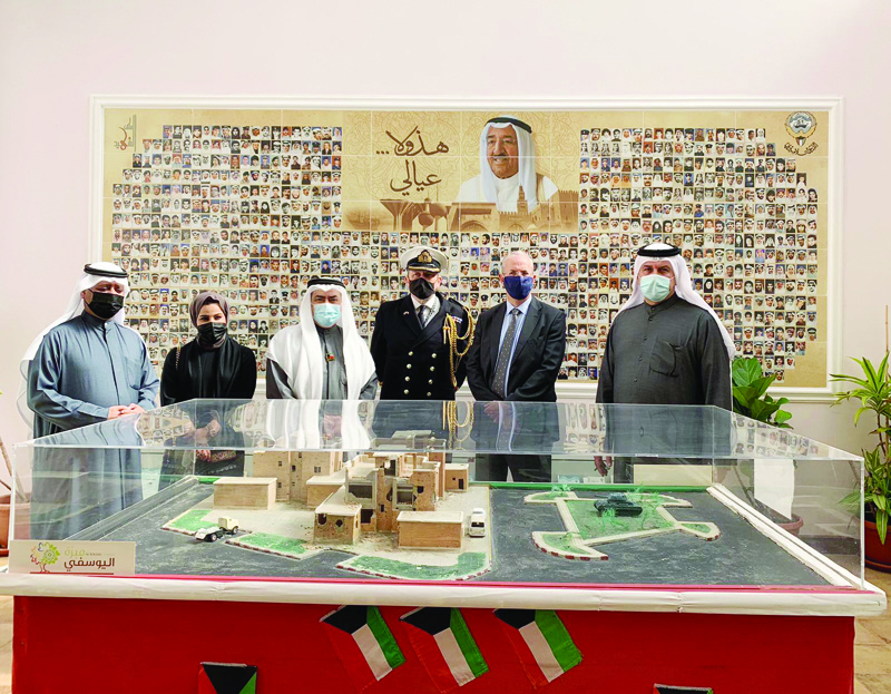 KUWAIT: British Ambassador to Kuwait Michael Davenport is seen during his visit to Al-Qurain Martyrs Museum.n