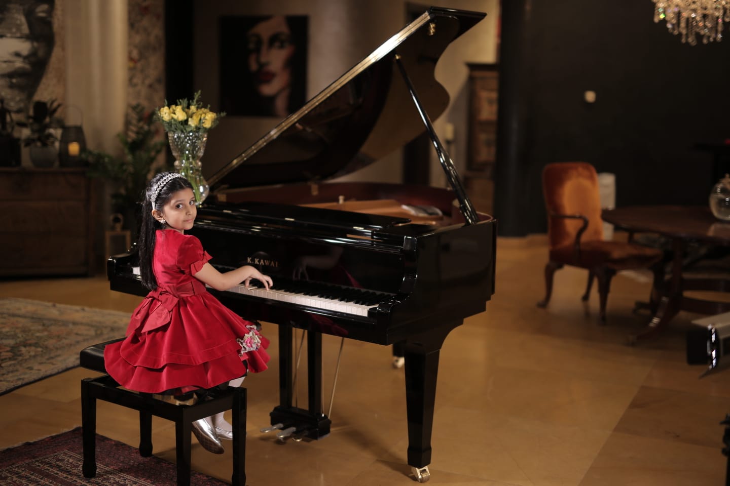 Photo shows Kuwaiti pianist Sarah Maitham Malallah playing the piano at the Lina Bakir for Music and Art Consultancies Academy.—Photos by Yasser Al-Zayyat n