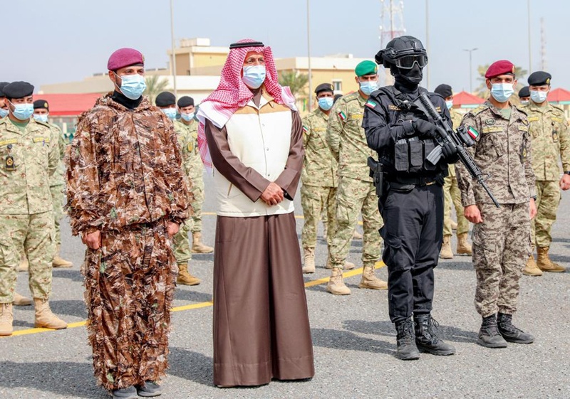 KUWAIT: Deputy Chief of KNG Lieutenant General Sheikh Ahmad Nawaf Al-Ahmad Al-Jaber Al-Sabah is seen during his tour at Al-Samoud camp. - KUNAnnnnn