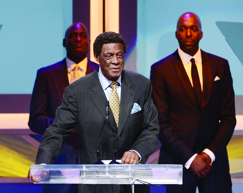 CENTURY CITY: In this file photo taken on May 18, 2013 former NBA player Elgin Baylor speaks onstage at the 28th Anniversary Sports Spectacular Gala at the Hyatt Regency Century Plaza in Century City, California. - AFPn