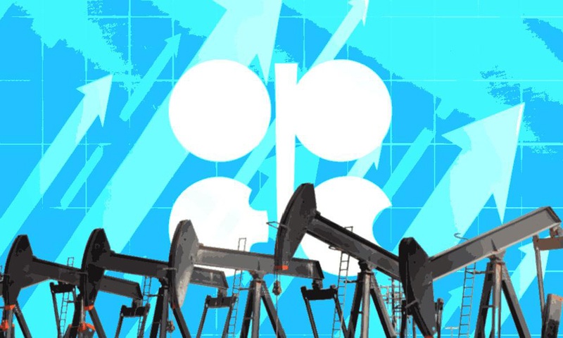 PARIS: Oil demand surged last month as rising vaccination rates helped underpin robust economic activity, but with OPEC+ nations pumping less than needed prices are set to be volatile until it reaches a deal to raise output, the IEA warned yesterday. - AFPn