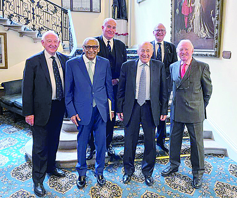 LONDON: Dean of the Diplomatic Corps and Ambassador of the State of Kuwait to the United Kingdom Khaled Al-Duwaisan (second left) is pictured after being honored at the Caledonian Club. - KUNAn