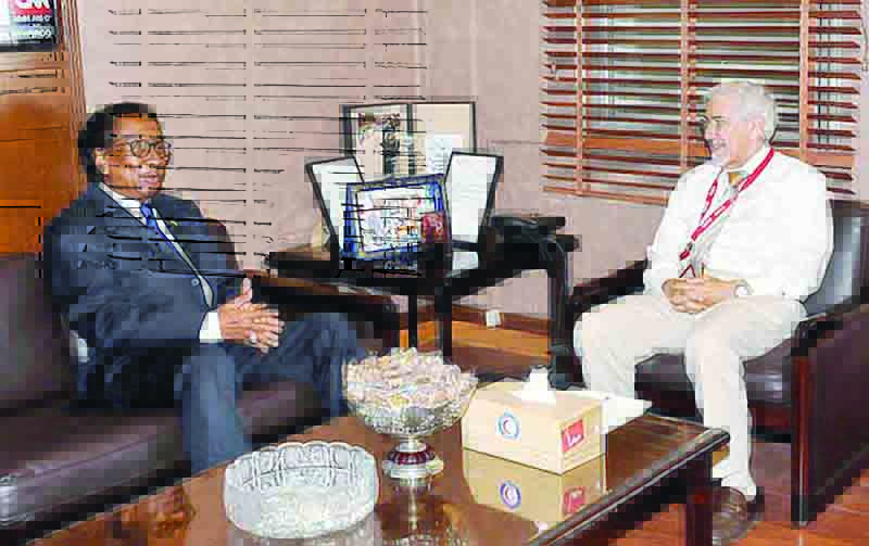 KUWAIT: Djibouti's Ambassador to Kuwait Mohammad Ali Moumin meets KRCS Chairman Dr Hilal Al-Sayer. - KUNAn