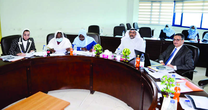 HARTOUM: Officials attend a meeting during a visit of a Kuwait Fund for Arab Economic Development delegation to Sudan. - KUNAn