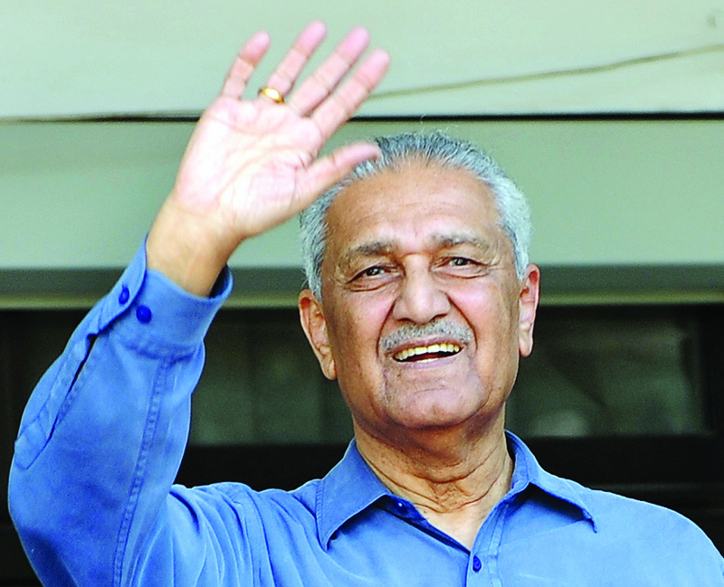 ISLAMABAD: In this file photo taken on Feb 6, 2009, Pakistani nuclear scientist Abdul Qadeer Khan gestures after a court verdict. - AFP n