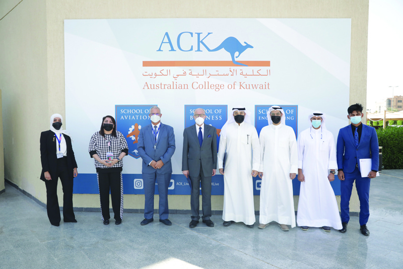 KUWAIT: Australian College of Kuwait and Kuwait Business Council in Dubai and Northern Emirates officials in a group photo during the event.n
