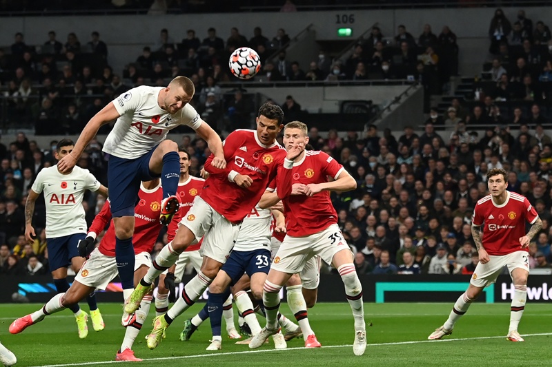 LONDON: Tottenham Hotspur's English defender Eric Dier heads towards the Manchester United goal during an English Premier League football match at Tottenham Hotspur Stadium yesterday. - AFP n
