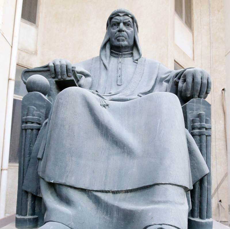 The bronze statue of Kuwait’s late Amir Sheikh Abdullah Al-Salem Al-Sabah.n