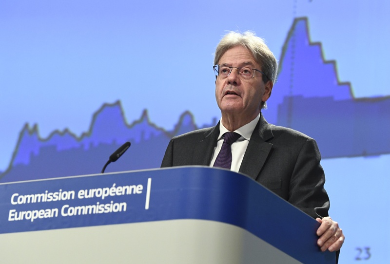 BRUSSELS: European Commissioner for the Economy Paolo Gentiloni addresses media representatives as he gives a press conference on Autumn 2021 Economic Forecast at EU headquarters in Brussels yesterday.—AFPnn