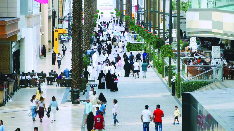 KUWAIT: Kuwait's population fell by a further 0.9 percent to 4.63 million in the first 6 months of 2021. This followed a decline of 2.2 percent in 2020-the largest in almost 30 years-due to the departure of some 134,000 resident expatriates amid the pandemic. - Photo by Yasser Al-Zayyatn