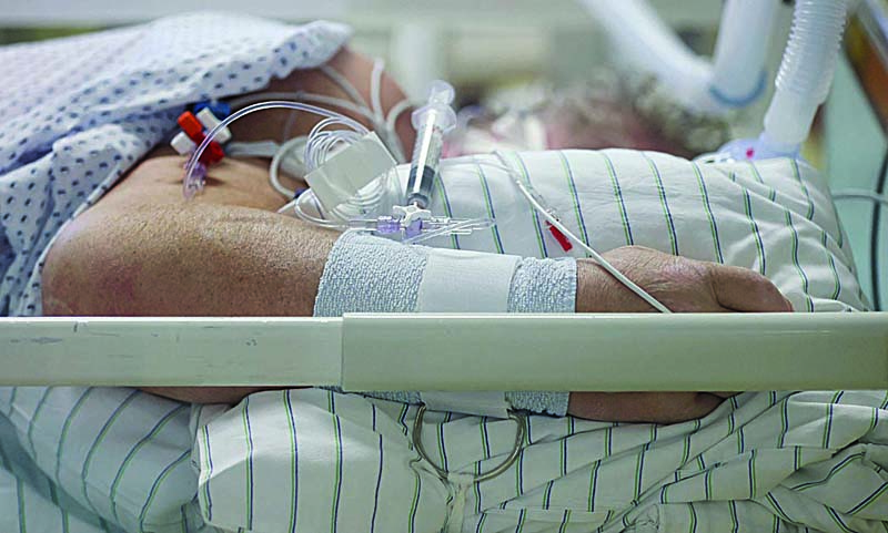 MAGDEBURG: File photo shows a COVID patient gets treatment in the COVID-19 intensive care unit of the community hospital (Klinikum Magdeburg) in Magdeburg, eastern Germany, amid the coronavirus COVID-19 pandemic. – AFPnn