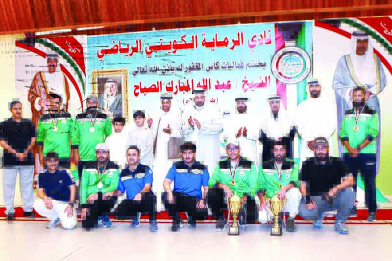 KUWAIT: The championship's sponsor Sheikh Mubarak Al-Abdullah Al-Mubarak Al-Sabah poses for a group photo with winners of the men's contests.n