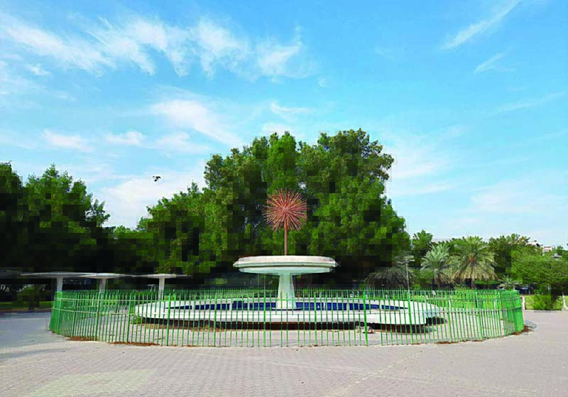 KUWAIT: A picture taken yesterday showing a fountain in the Rumaithiya Park. - Photo by Fouad Al-Shaikhn