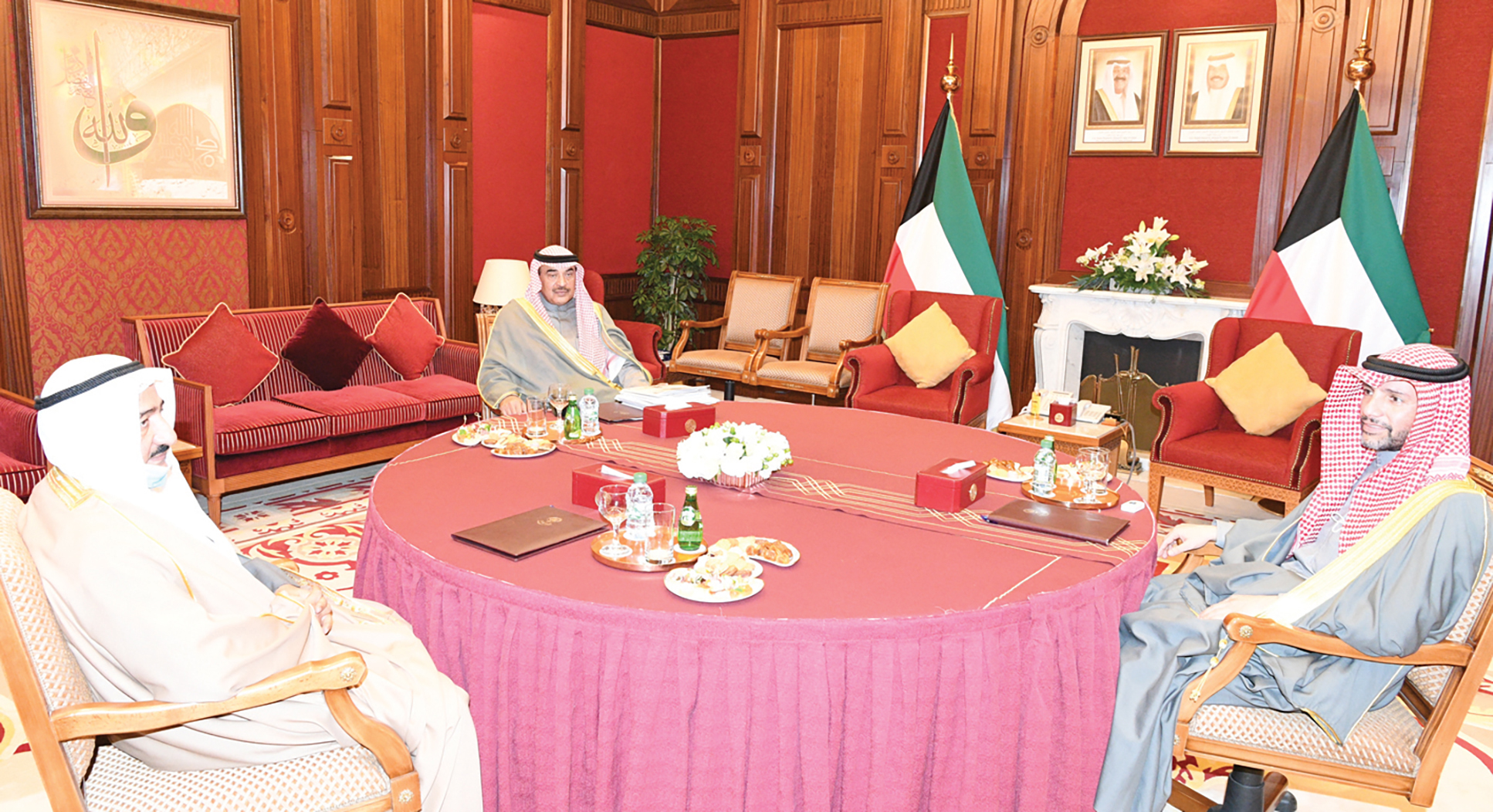 KUWAIT: Heads of the top three authorities meet at Bayan Palace yesterday. — Amiri Diwan photo