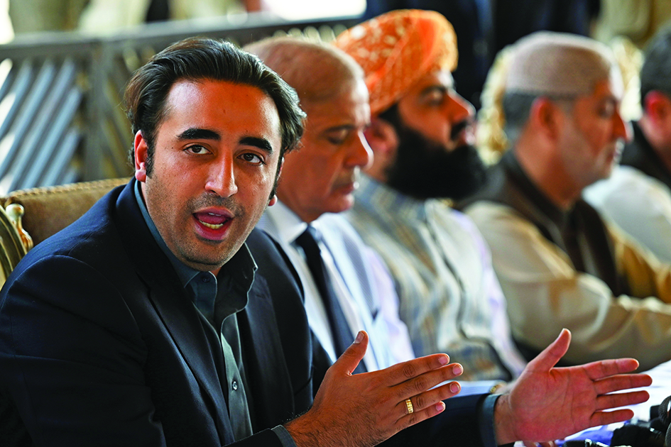 ISLAMABAD: Pakistan's opposition leader Bilawal Bhutto Zardari (L) speaks during a press conference in Islamabad. - AFP
