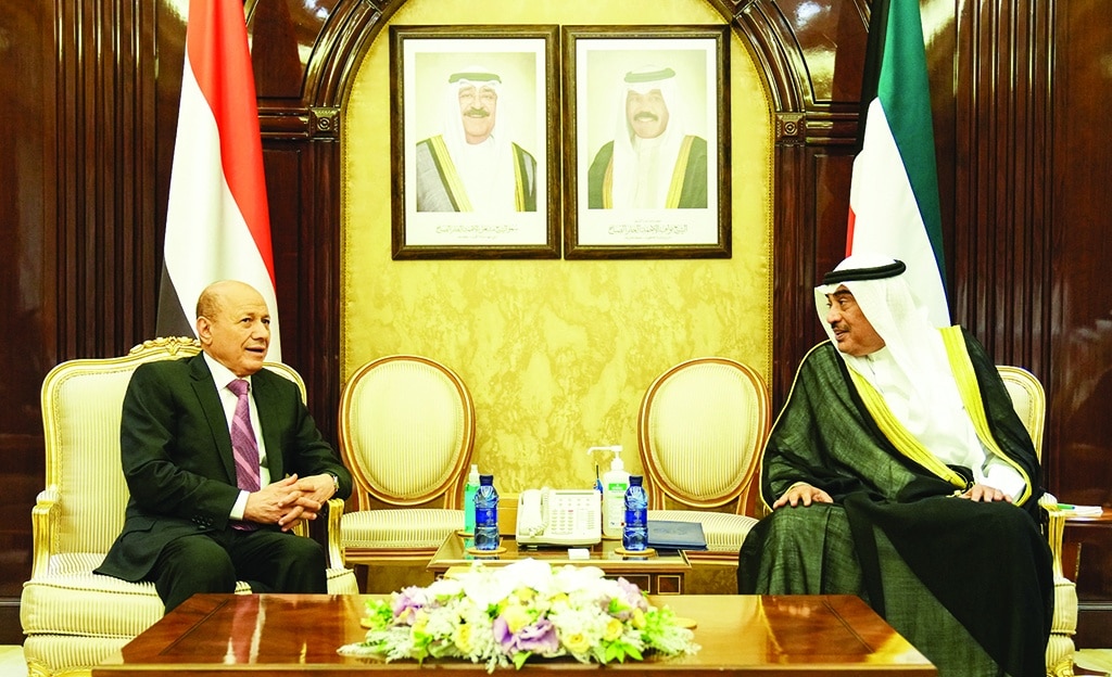 KUWAIT: His Highness the Prime Minister Sheikh Sabah Al-Khaled Al-Hamad Al-Sabah meets the head of the Yemeni Presidential Leadership Council Rashad Al-Alimi. - KUNA photos